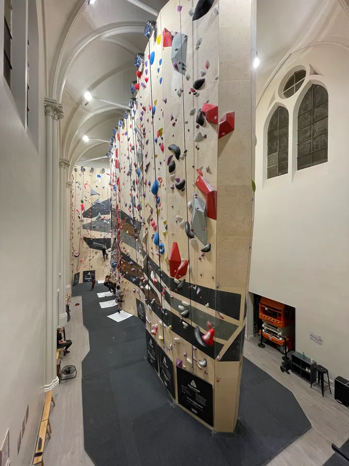 Climbing District Sèvres-Lecourbe — escalade-studio à Paris — 3