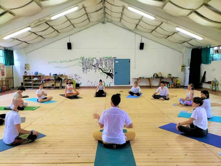 Īśvara Yoga Studio — yoga-studio a Bologna — 5