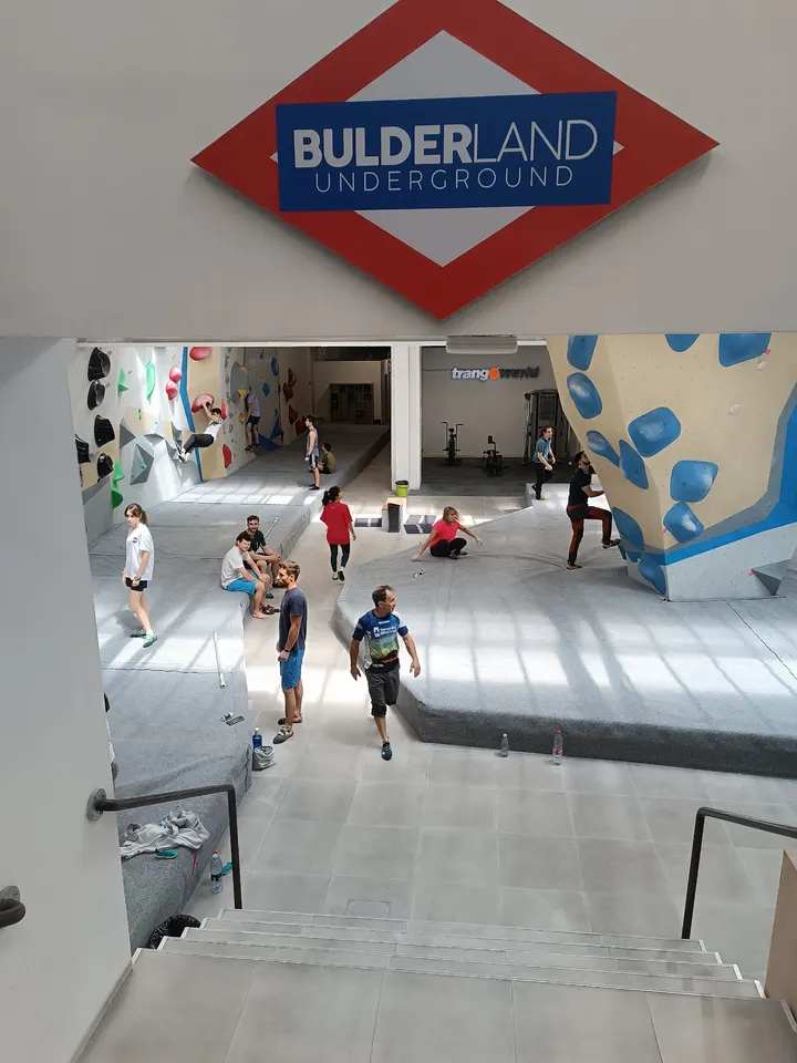 Bulderland Centro de Escalada — escalada-studio en Zaragoza — 4