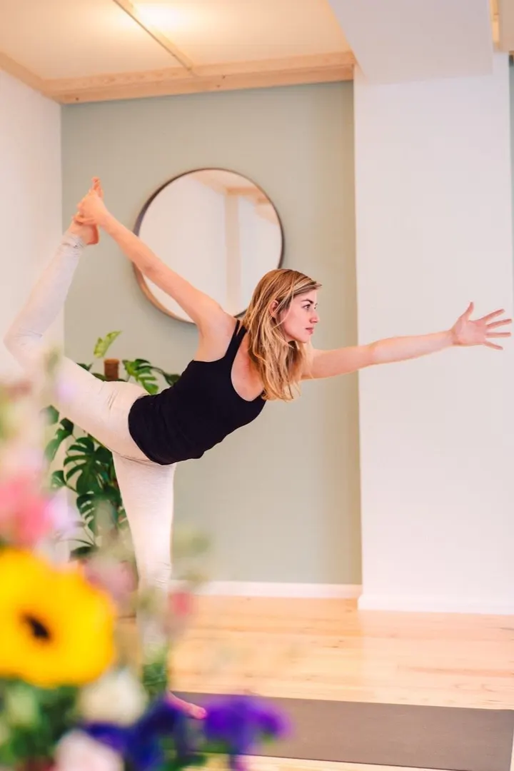 Yellow yoga — Yoga in Centrum, Groningen