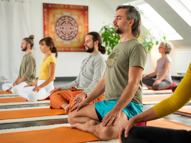 Herzraum Yoga Krefeld — yoga-studio i Krefeld — 4