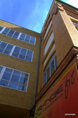 Orange Fit — PT-Studio in Oberschöneweide, Berlin