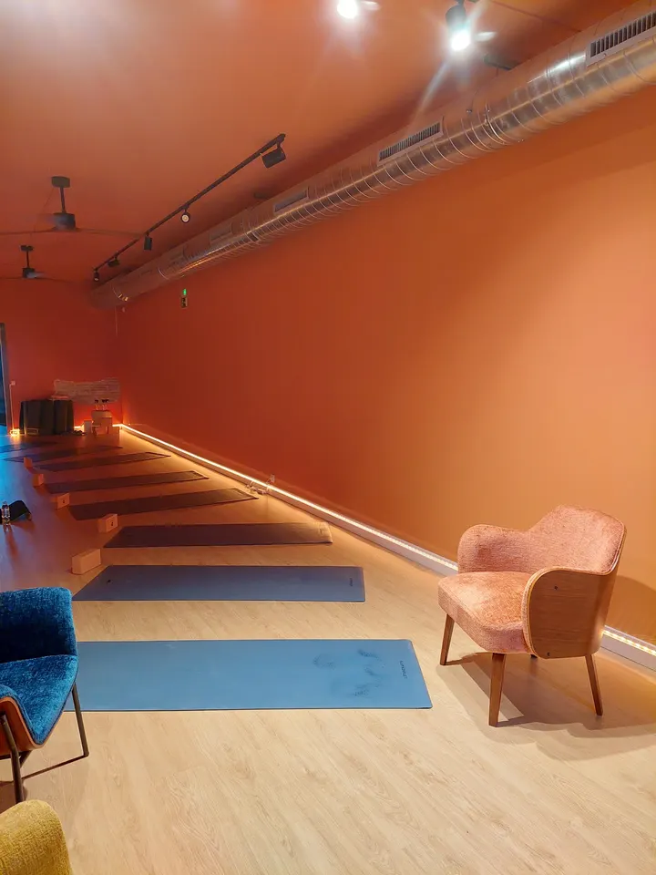 The EMPWR — Yoga en Quintmar, Sitges