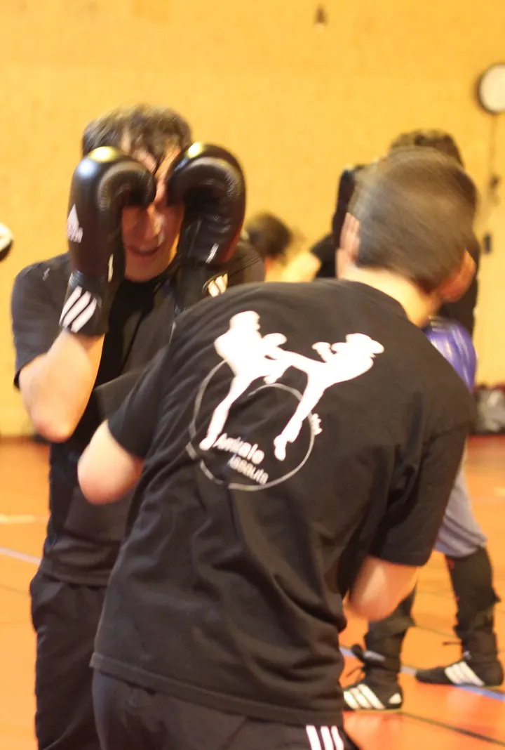 Amicale Assauts - Savate Boxe Française — arts martiaux-studio à Paris — 4