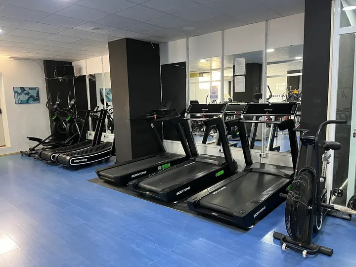 Sport Factory Gym, S.L.Unipersonal. — estudio de fitness-studio en Sanlúcar de Barrameda — 3