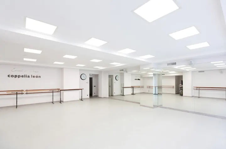 Coppelia León — baile-studio en León — 5