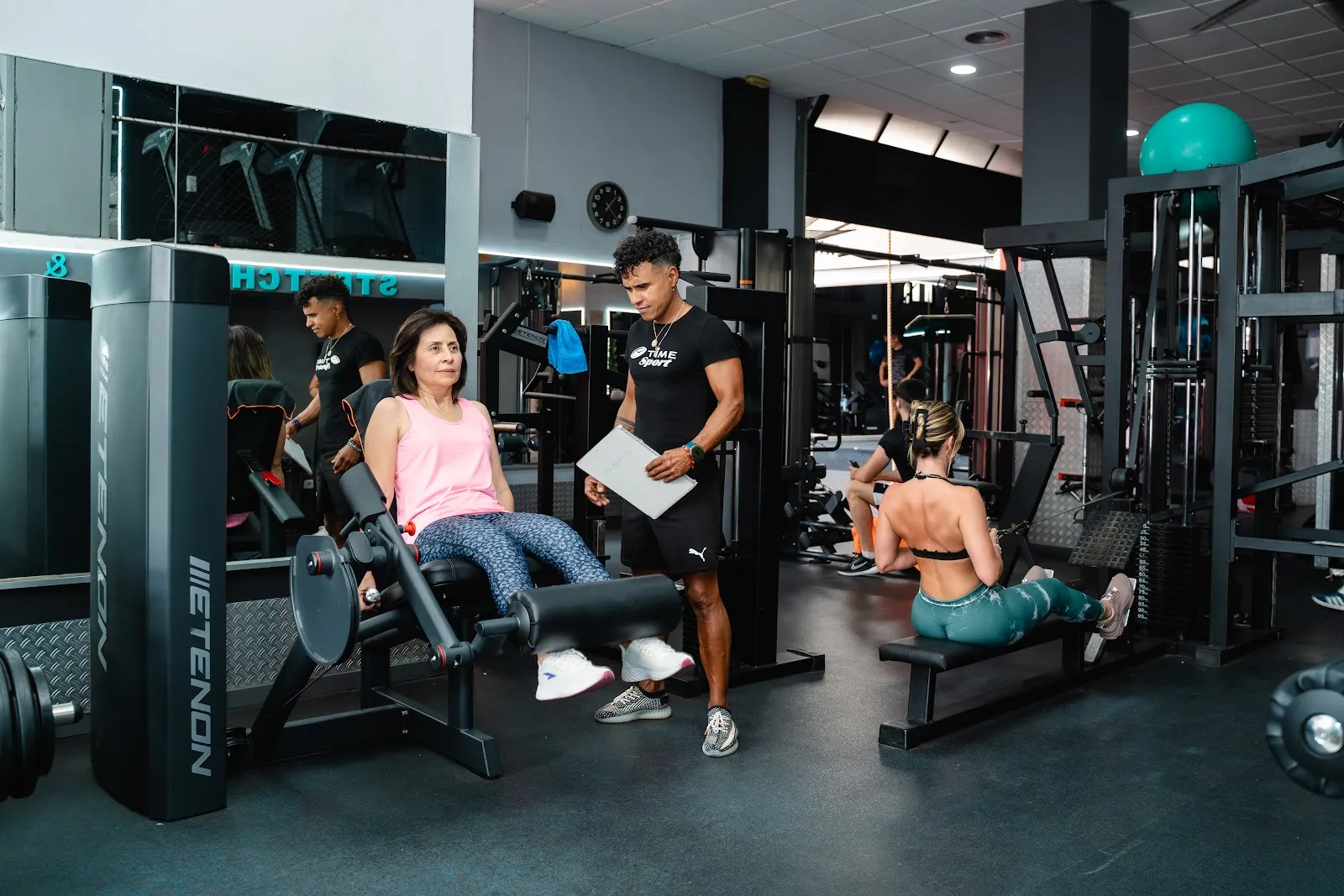 TROPICAL FITNESS — estudio de fitness-studio en Nerja — 2