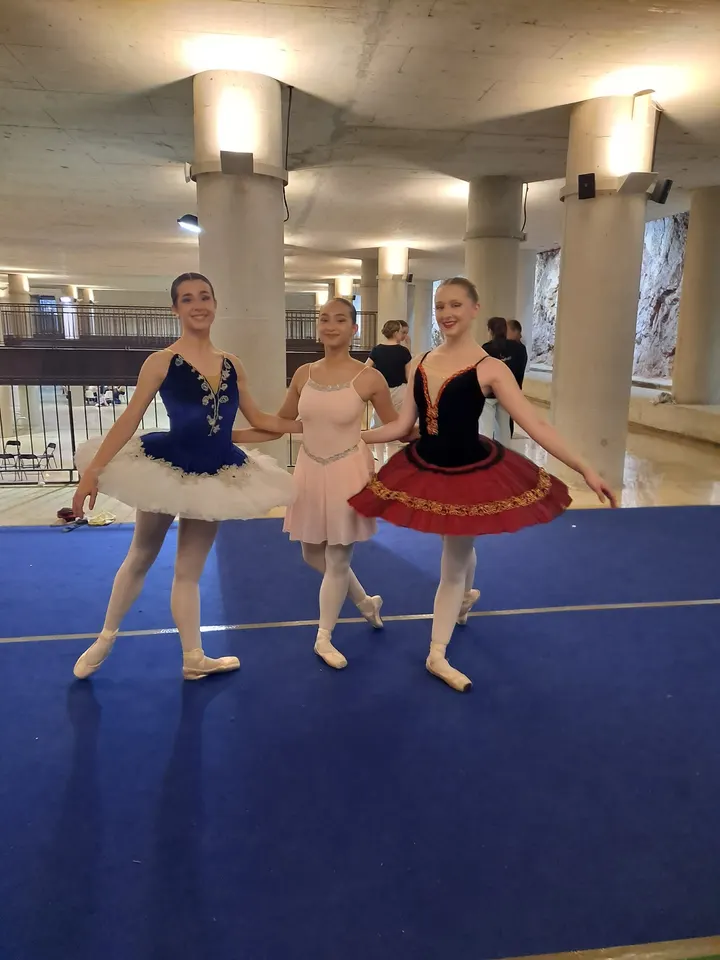 La Zapatilla Roja Fola — baile-studio en Castellón de la Plana — 3
