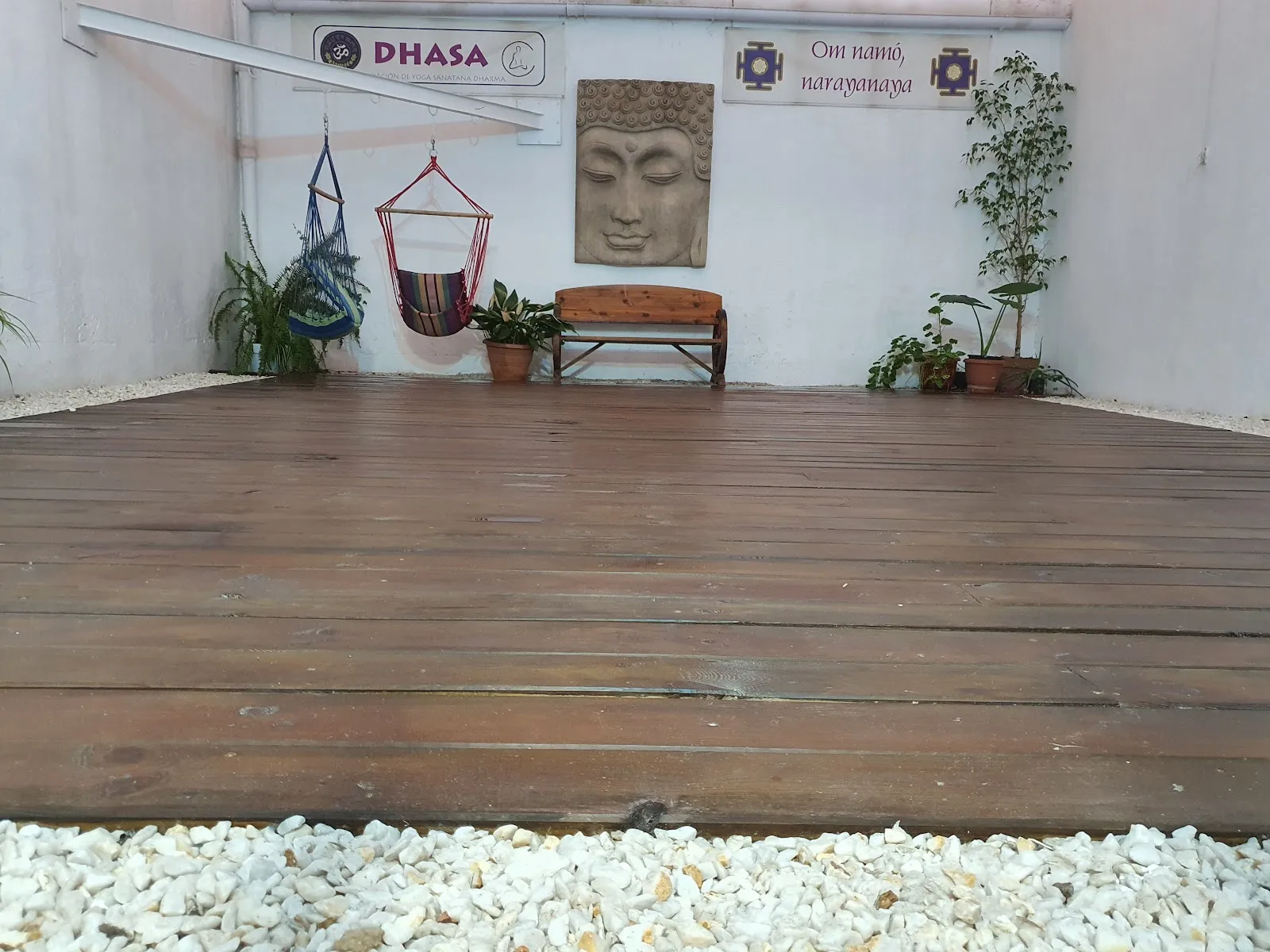 Escuela De Yoga Dasa — yoga-studio en Ontinyent — 2