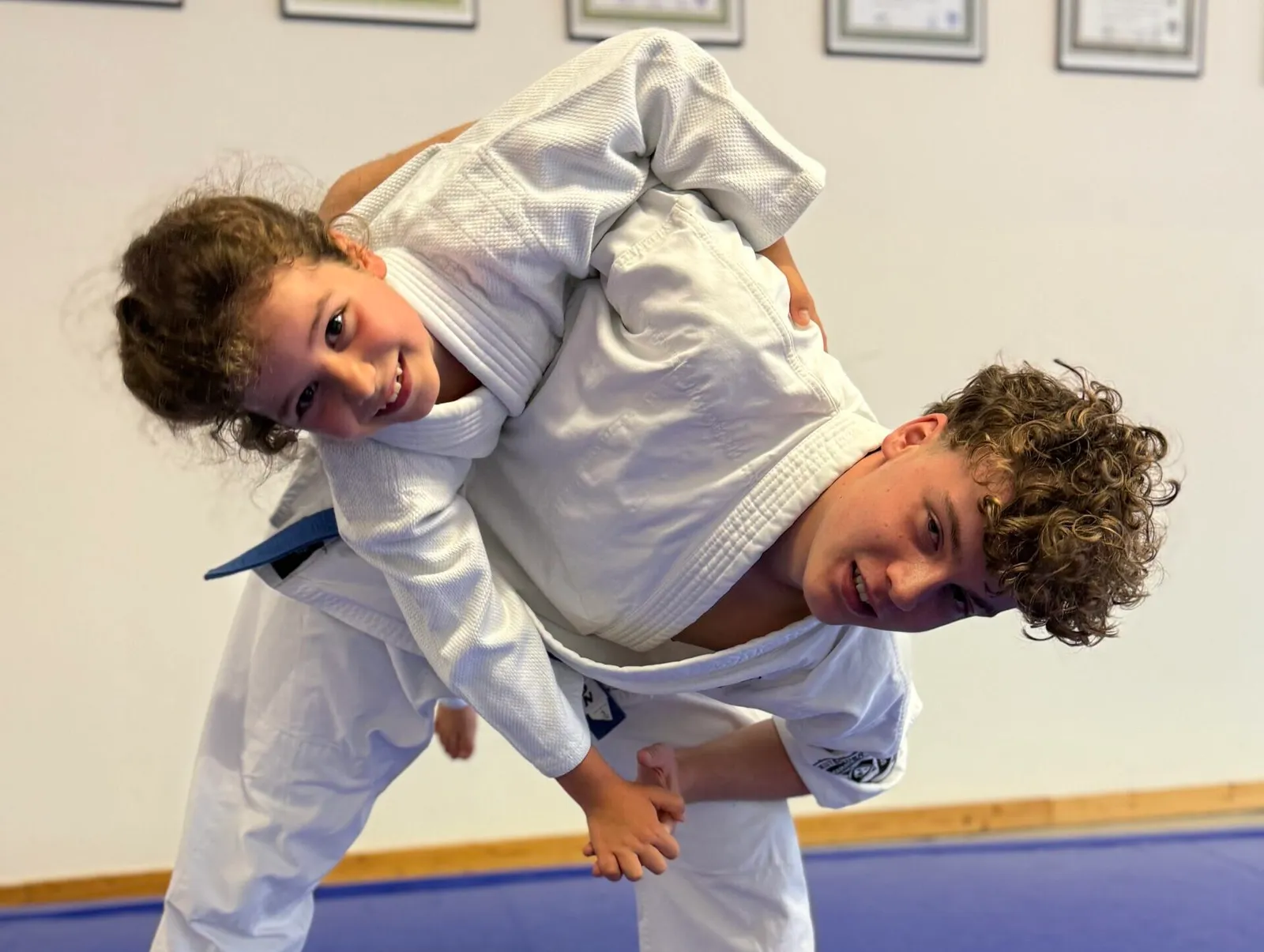 Jiu-Jitsu-Karate-Schule Augsburg — kampfsport-studio in Augsburg — 4