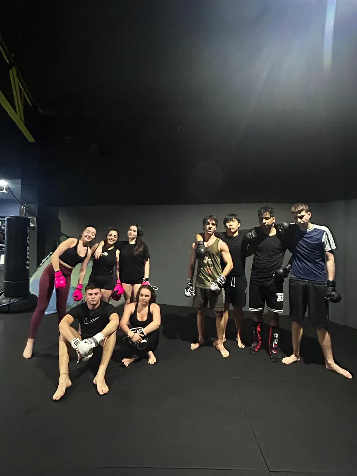 Gimnasio Deportivo Okinawa Valencia — Artes marciales en les Tendetes, Valencia