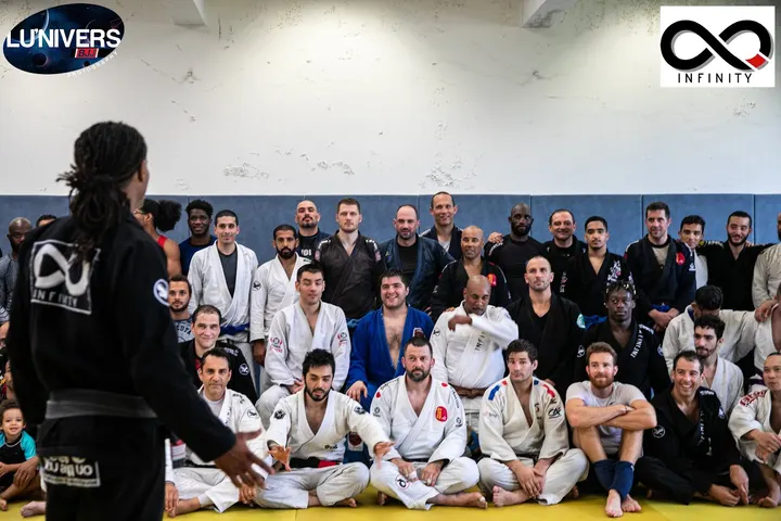 Infinity combat — MMA à Quartier de l'Université, Nanterre