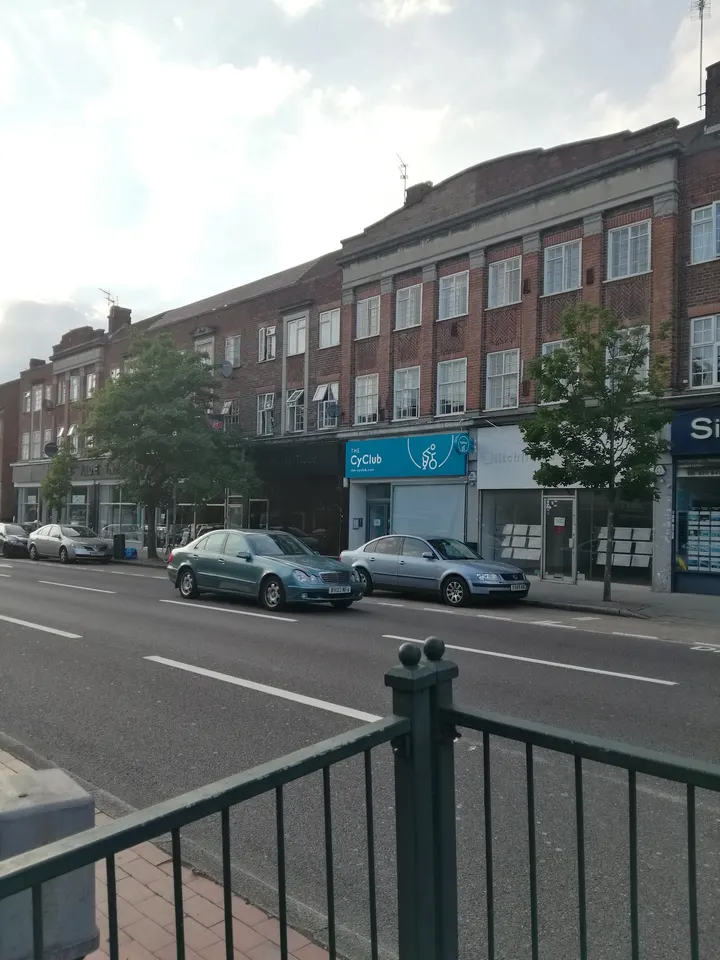 The CyClub — cycling-studio in Hampstead Garden Suburb, London — 2