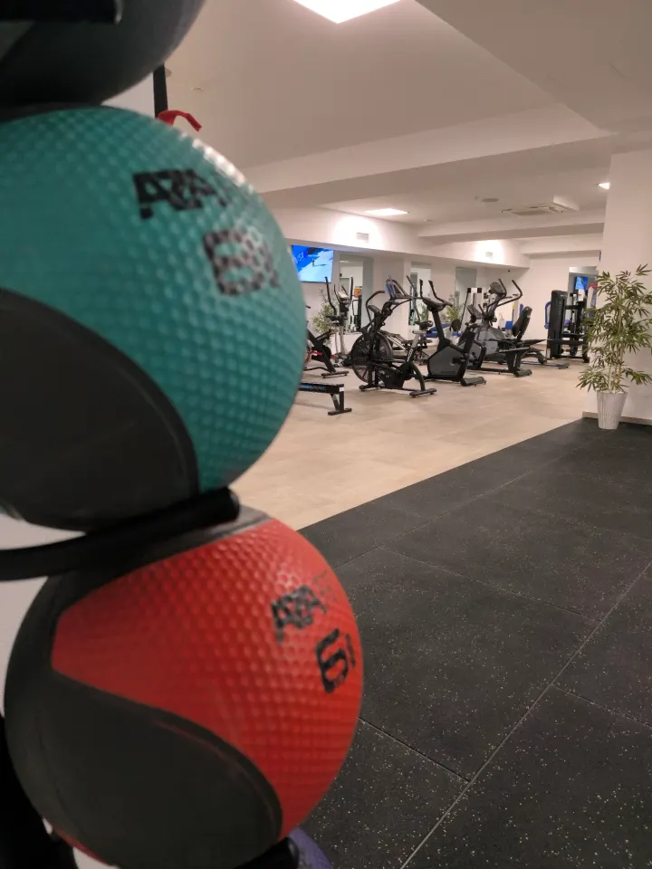 Bricia Health & Wellness Gym — Ginásio em Corgos, Ferragudo
