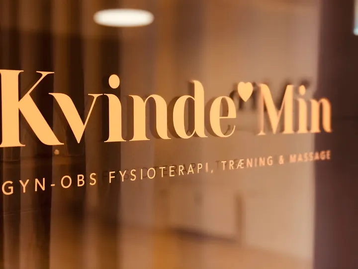 Kvinde Min — pt-studio i Sydvestkvarteret, Kolding — 2