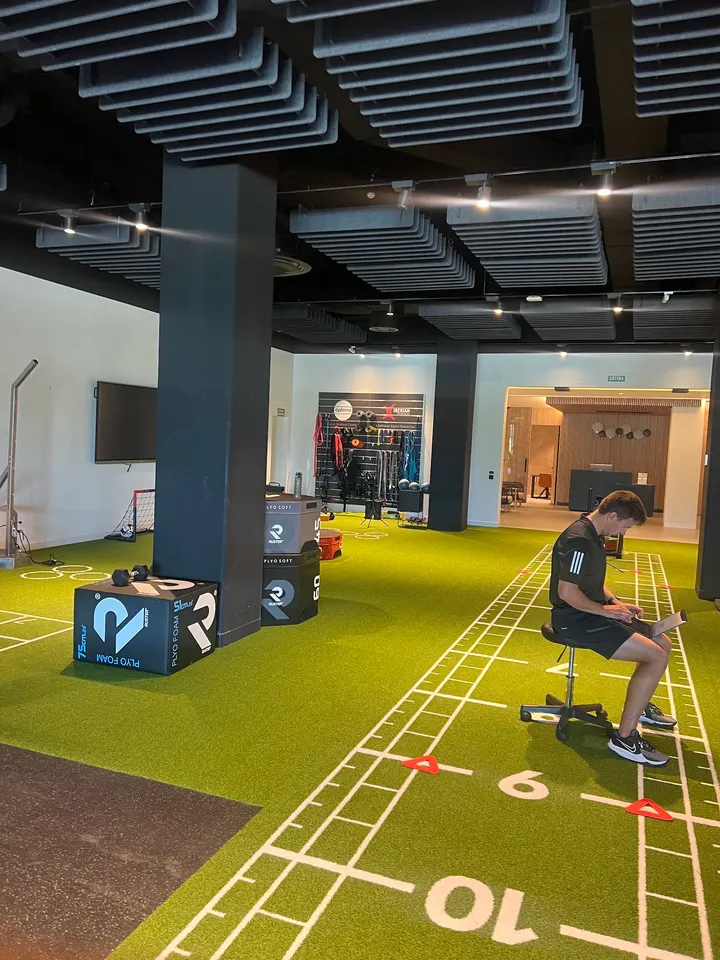 Optimo Sport Estepona — Entrenamiento personal en Saladavieja, Estepona