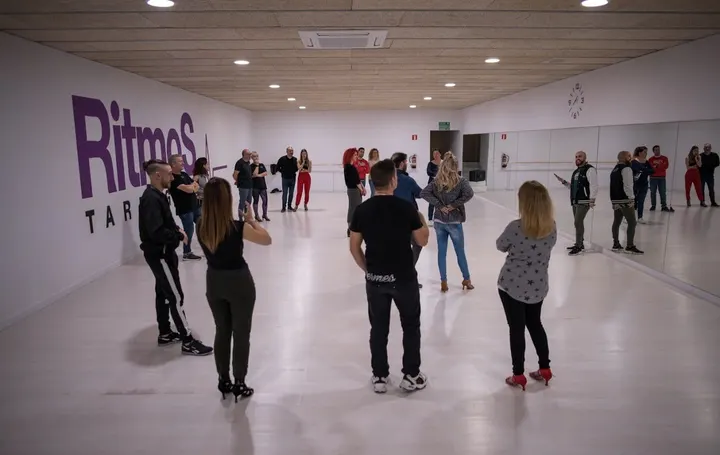 Ritmos Tarragona — baile-studio en La Canonja — 3