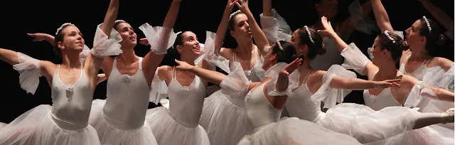 Escola De Dansa Gemma Bartra — Dance en Mataró