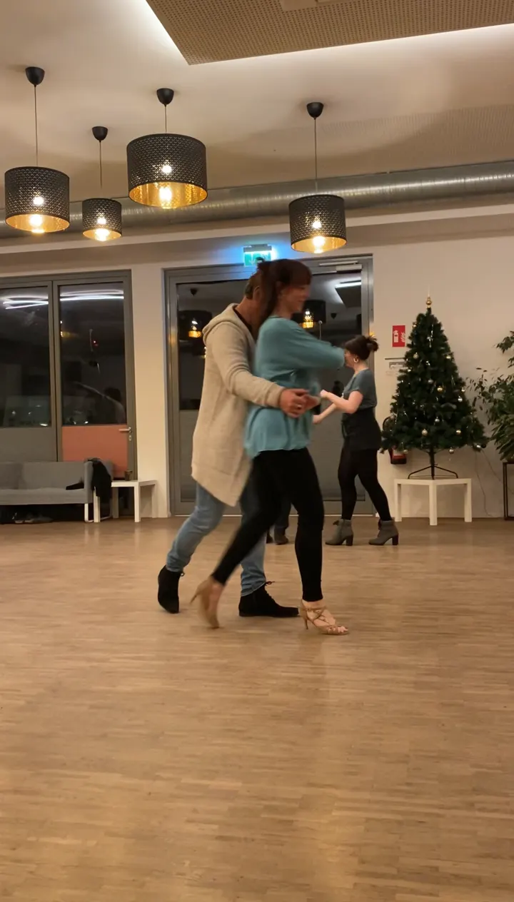 Salsa Akademie Heidelberg — tanz-studio in Südstadt, Heidelberg — 3