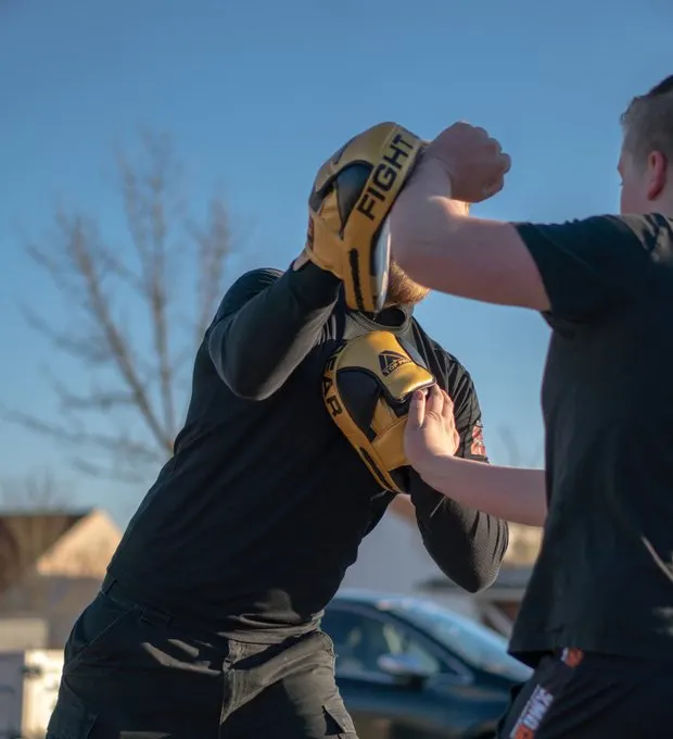 Krav Maga Nivå — Kampsport i Storemose, Nivå