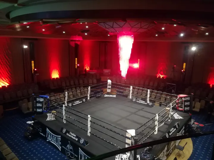 Escuela de Boxeo Saltando Charcos — artes marciales-studio en Burgos — 4