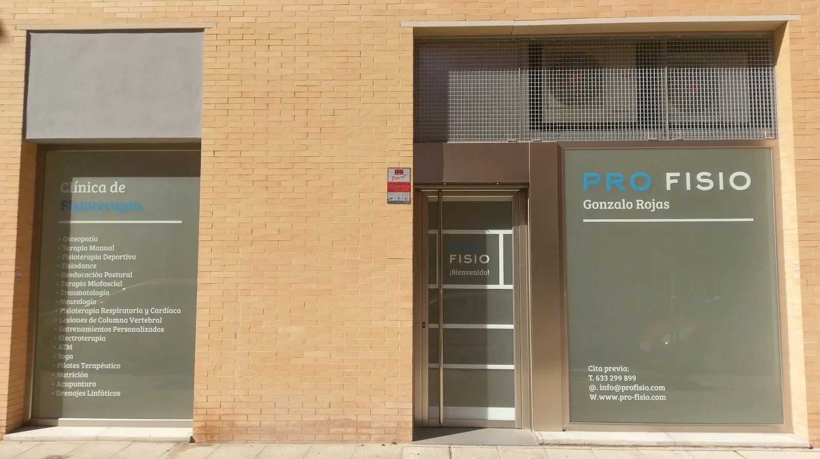 PROFISIO Clínica de Fisioterapia, Pilates y Yoga — yoga-studio en Elcano-Los Bermejales, Sevilla — 3
