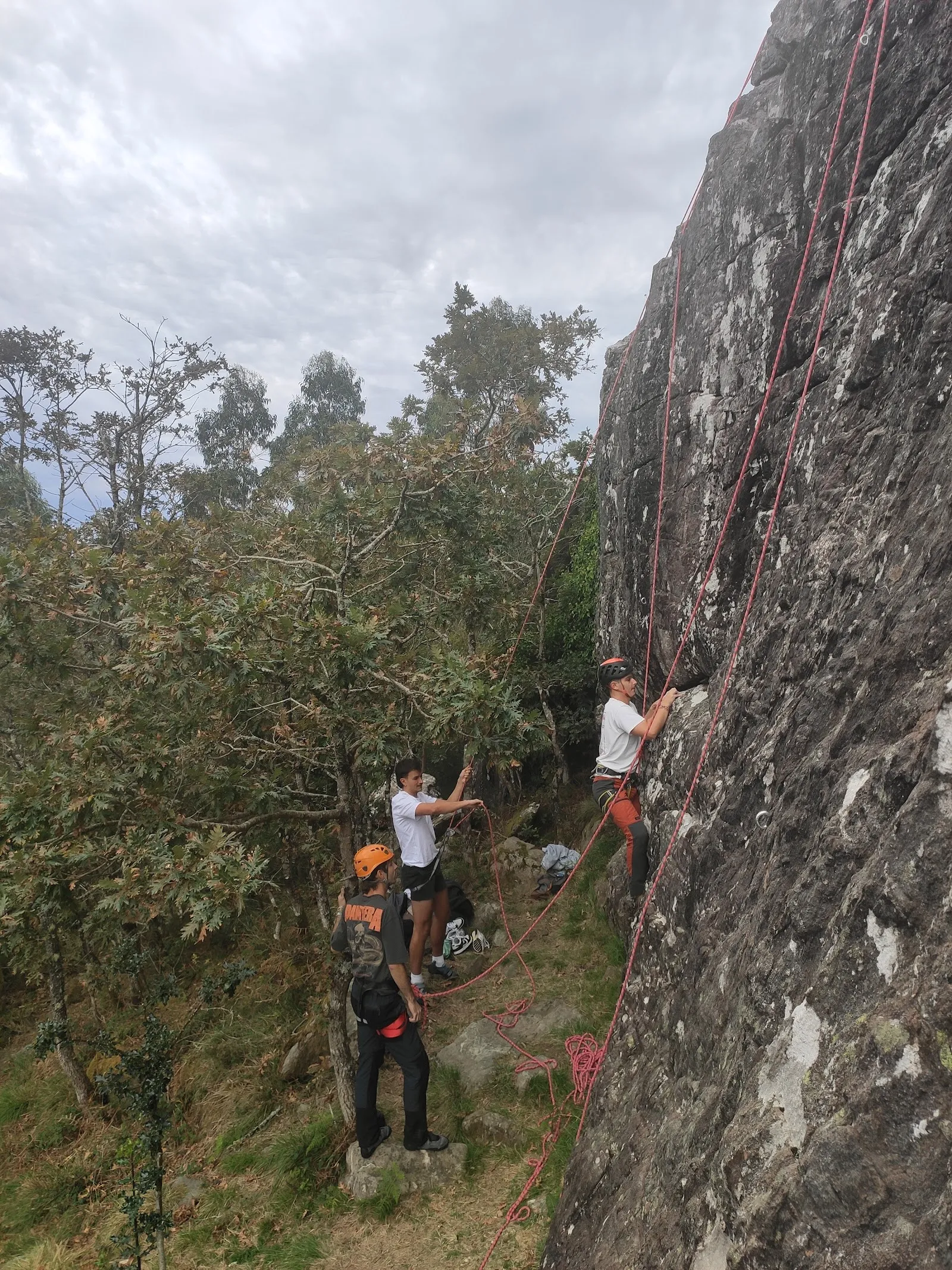 Alex Guía de Escalada e Aventura — escalada-studio en Santiago de Compostela — 5