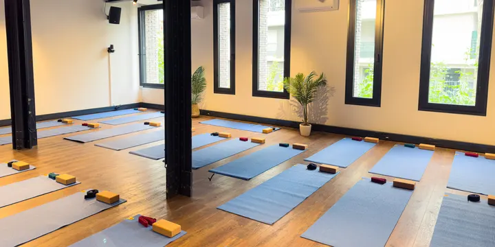 YOZE - Saint-Ouen — Yoga à Pasteur - Zola, Saint-Ouen-sur-Seine
