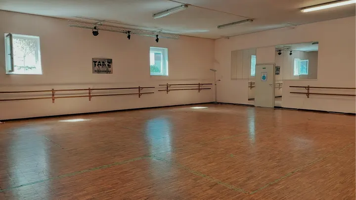 Terra Salsa & Bachata Regensburg — tanz-studio in Regensburg — 3