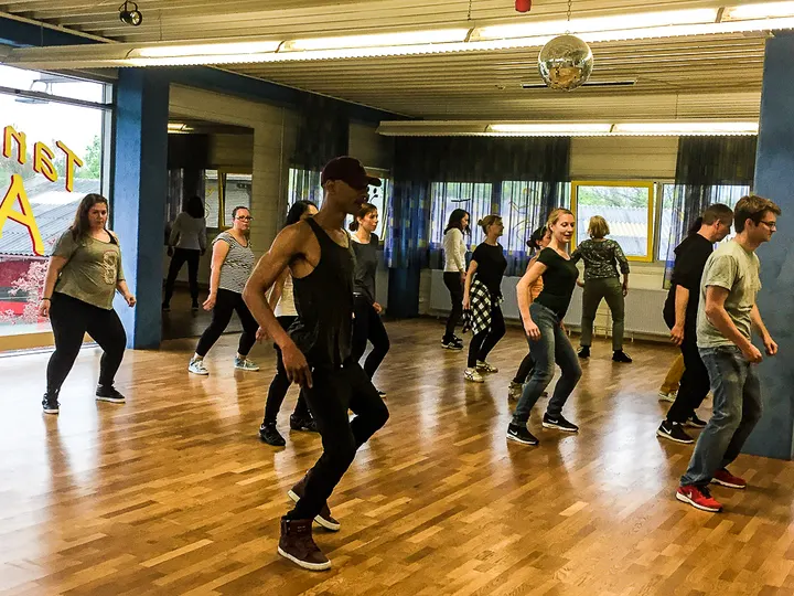 Tanzschule Clavisol — Tanz in Kräherwald, Stuttgart