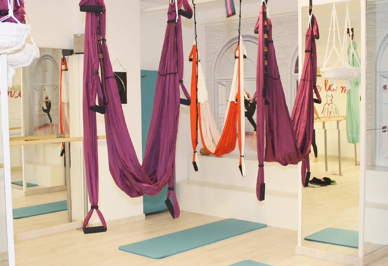 Estudio De Danza Y Yoga Danse La Mode — yoga-studio en Barañáin/Barañain — 3