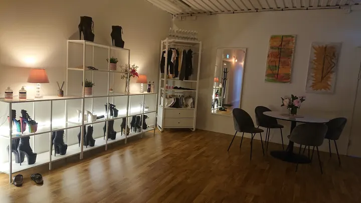 Sweetlife Pole & Wellness — Dance in Kyrkbacken, Västerås