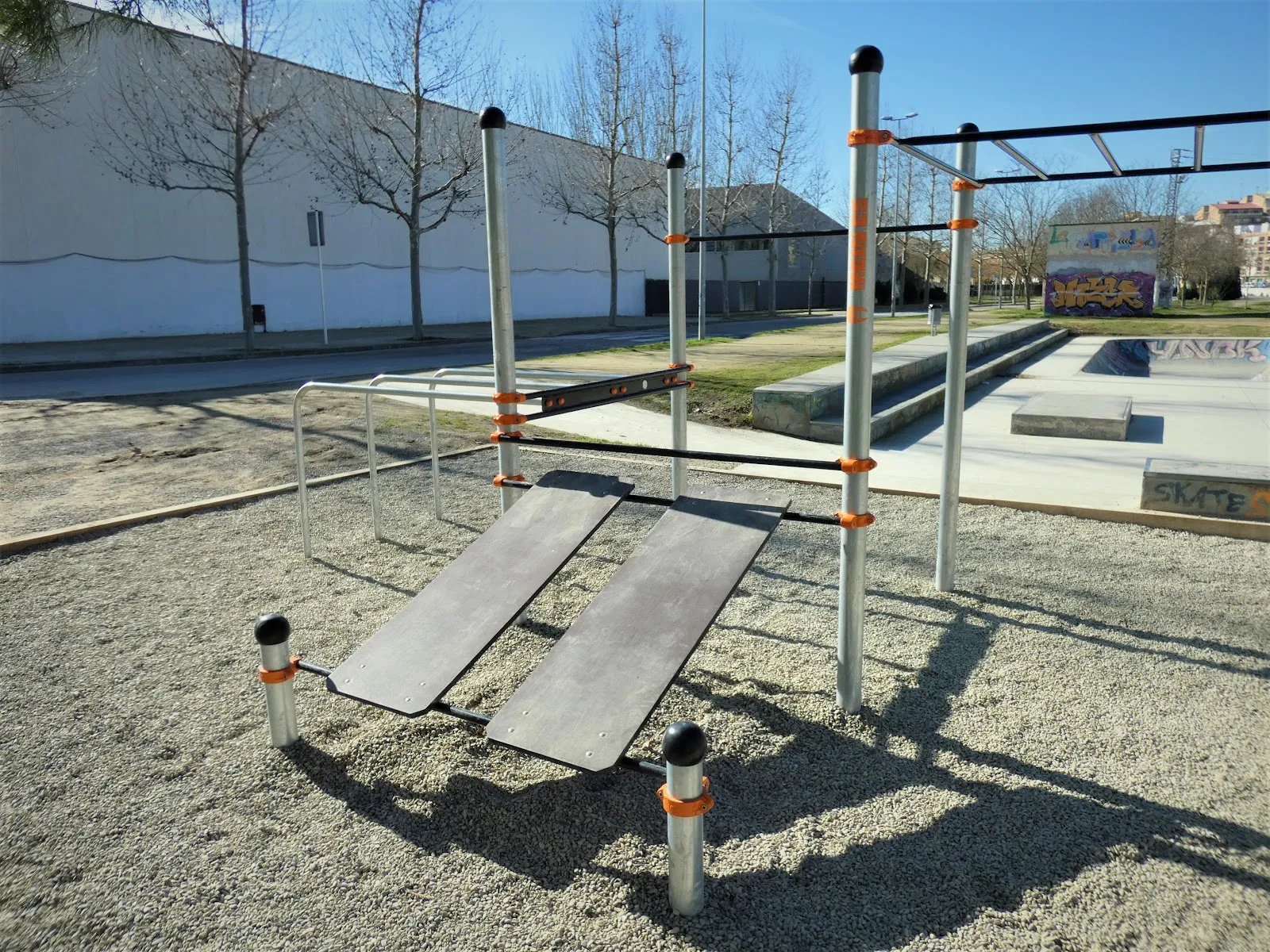 Parque de Calistenia Street Workout MEIN — estudio de fitness-studio en Tàrrega — 3
