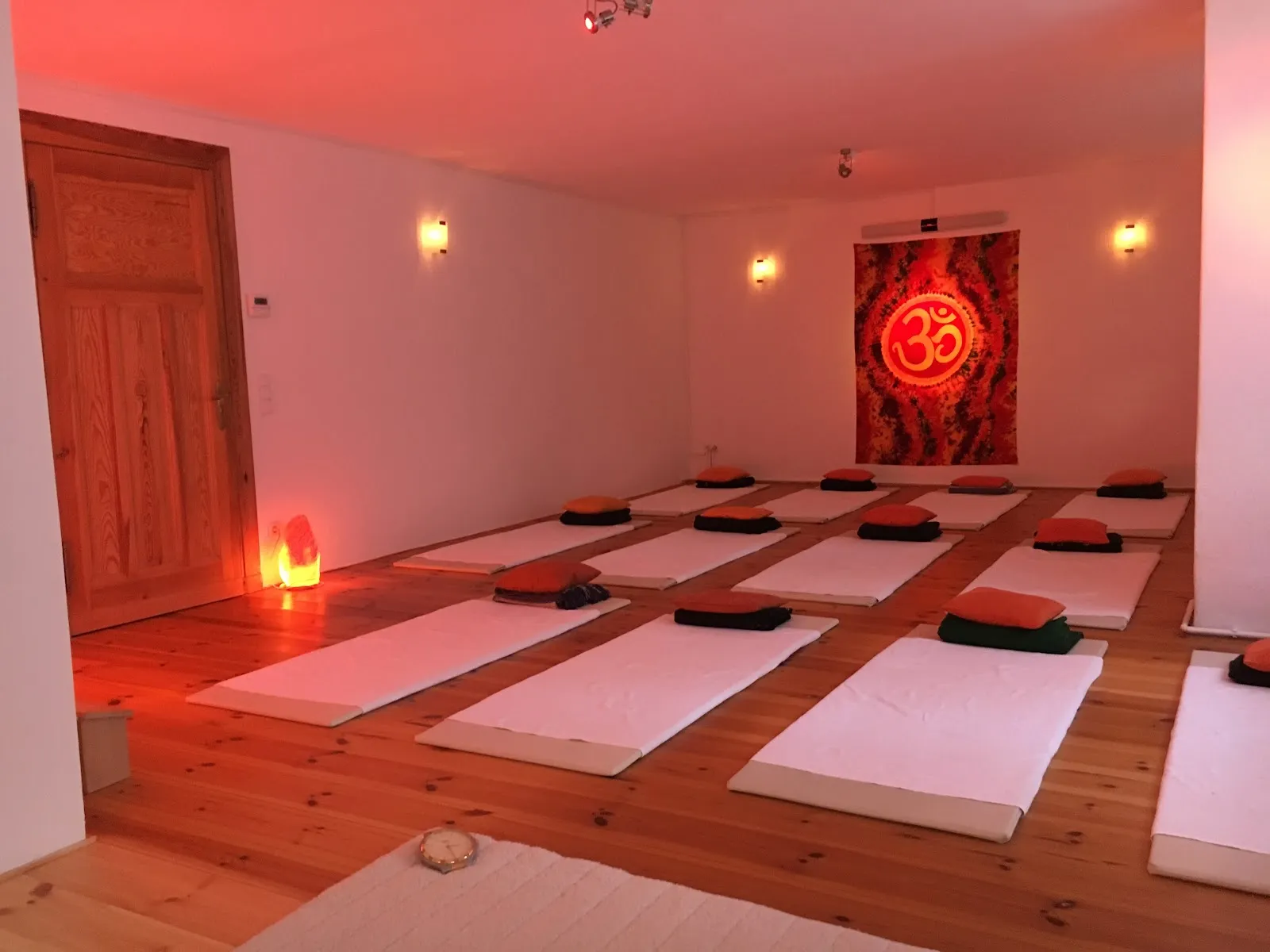 Schule für Yoga & Meditation Ayurvedische Massage — yoga-studio in Berlin — 4