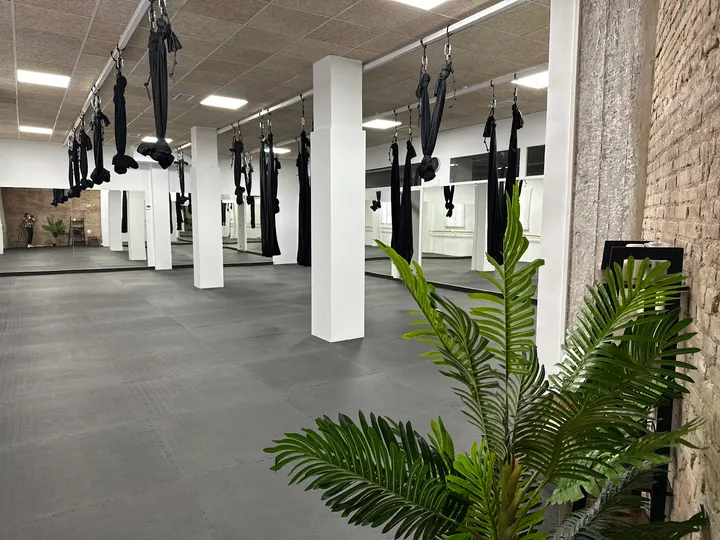 Aero Studio Seijaku Aéreo — aerial-studio en Valencia — 3