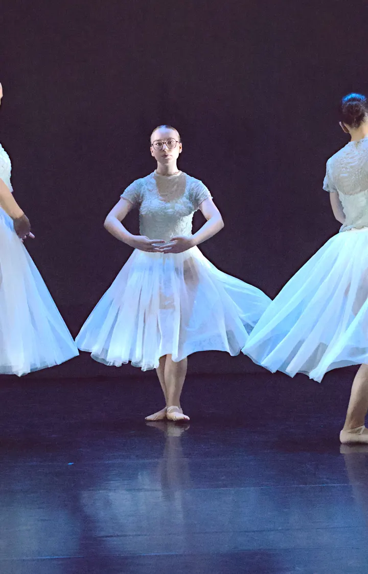 Atelier de la Danse Montreal Cluse — danse-studio à Montréal-la-Cluse — 5