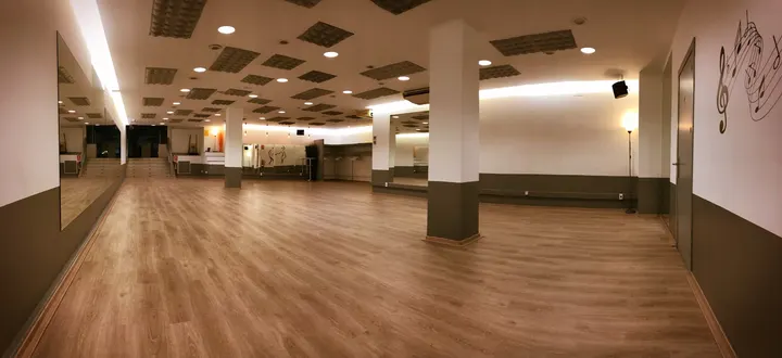 DameSwing Ballroom — baile-studio en Zabalgunea, Vitoria-Gasteiz — 3