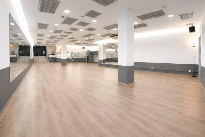 DameSwing Ballroom — baile-studio en Vitoria-Gasteiz — 3
