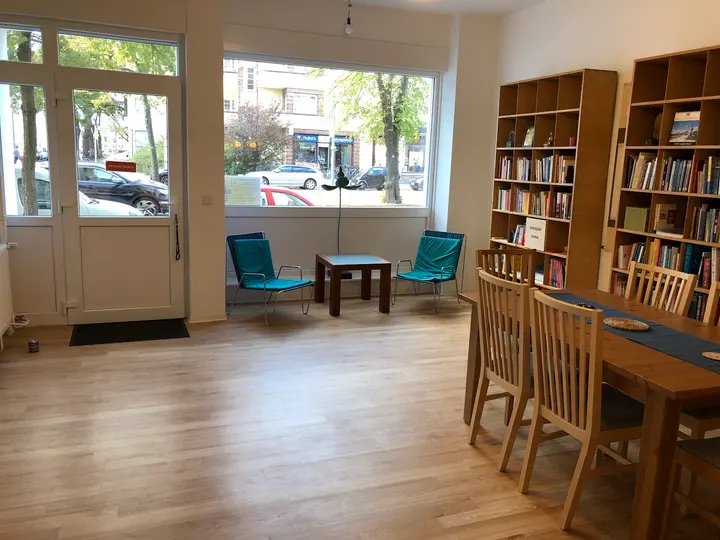 Miao Fa Zentrum für und Chan Buddhismus — meditation-studio in Berlin — 3