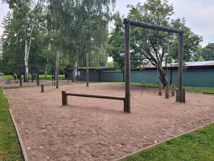 Folkparkens utomhusgym — Träningsstudio i Marielund, Norrköping