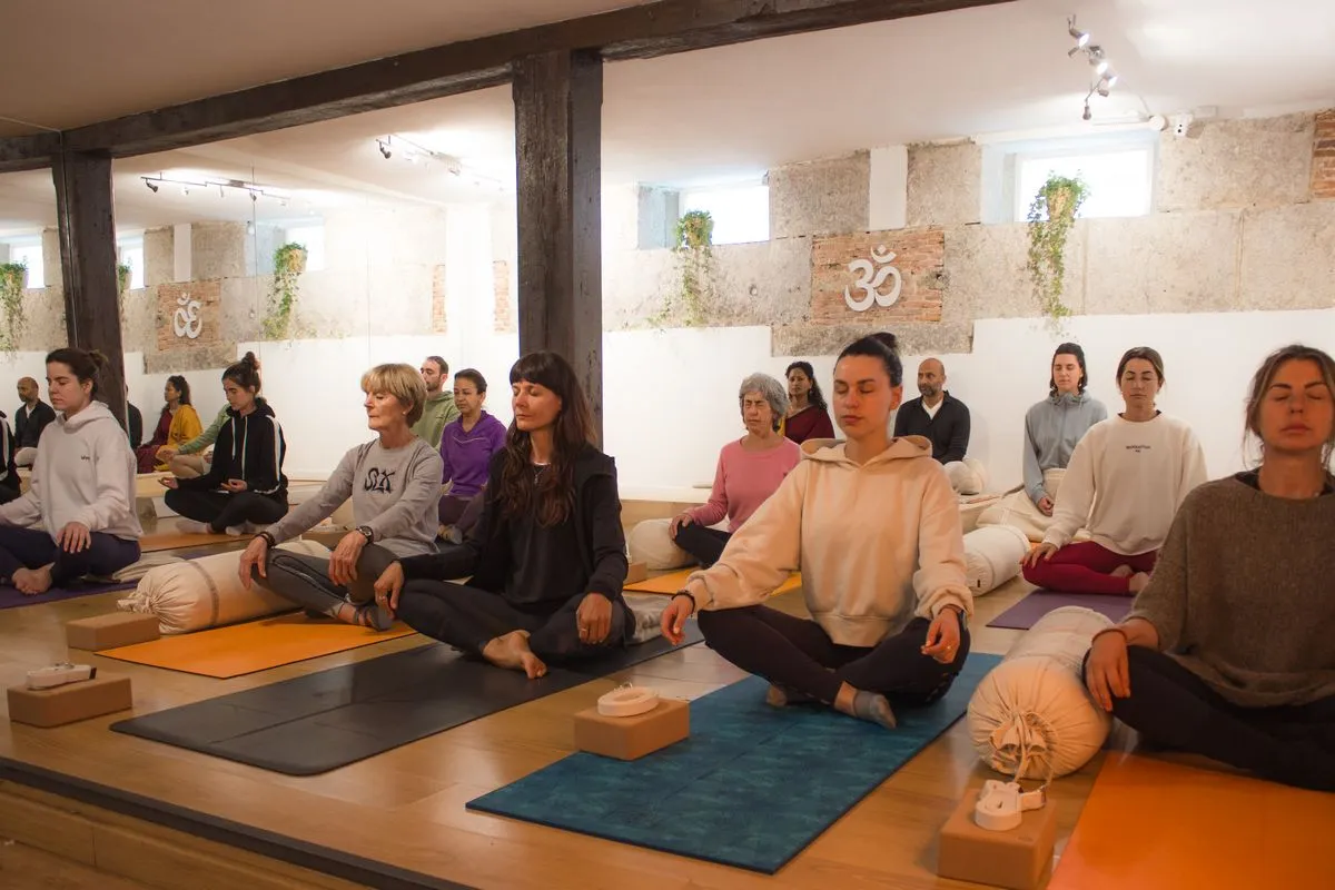 Samhata – Yoga tradicional en Santander — yoga-studio i Santander — bild 5