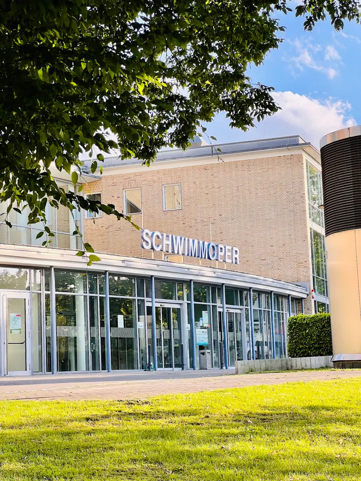 Schwimmoper — studio in Gemarkung Elberfeld, Wuppertal — 2