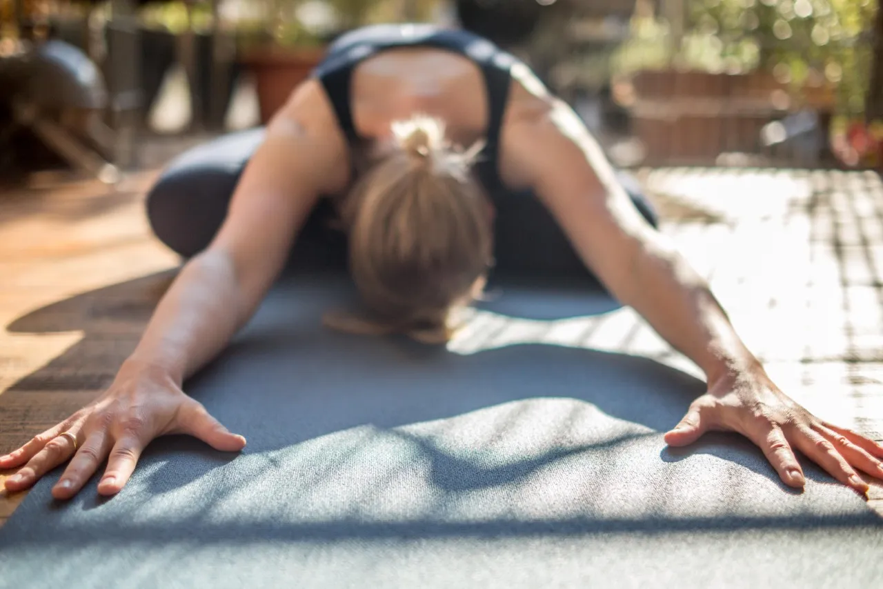 Dein Atemmoment x yogaroom.cologne — yoga-studio i Köln — 2