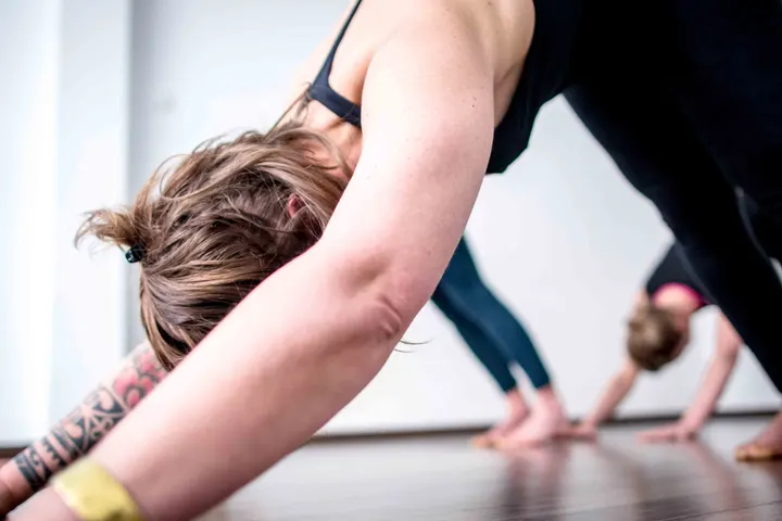 Dein Atemmoment x yogaroom.cologne — Yoga in Nippes, Köln