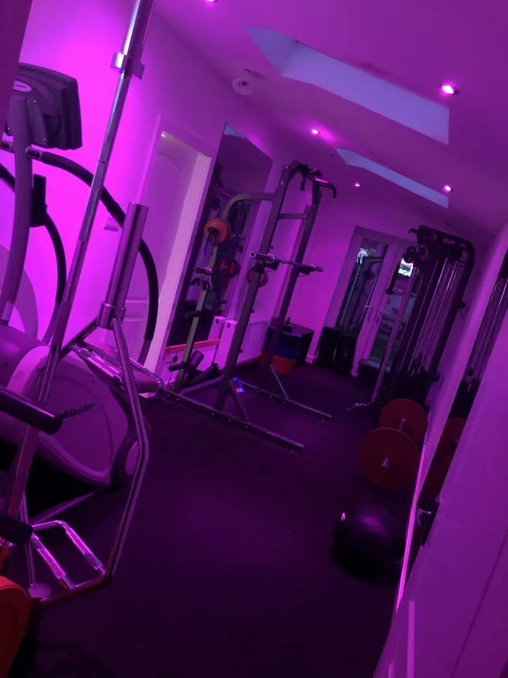 LM FITNESS — fitness studio in Greenmount, Bury — 2