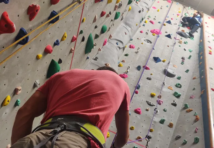 Ty Caillou — escalade-studio au Petit Paris, Brest — 2