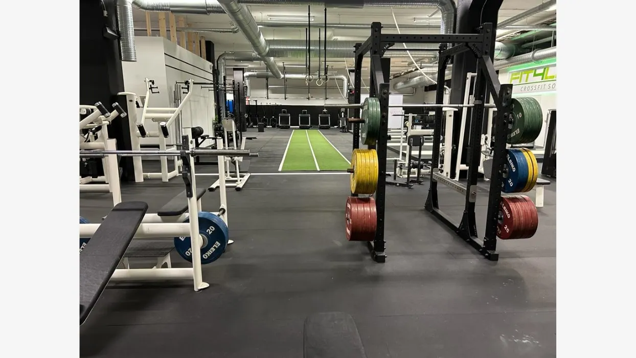 Fit4Life - CrossFit Solna — crossfit-studio i Stockholm — bild 3