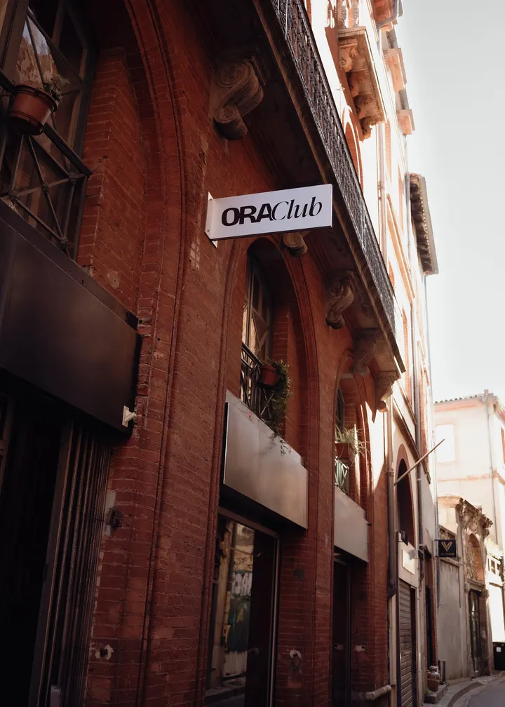 Ora club — Yoga à Capitole / Arnaud Bernard / Carmes, Toulouse
