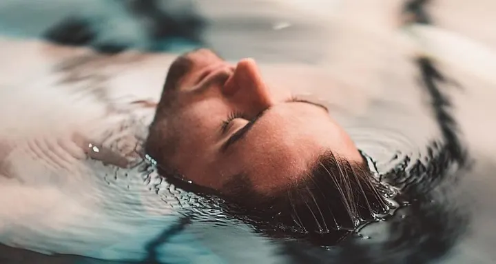 Float SPA Breda — Herstel in Centrum, Breda