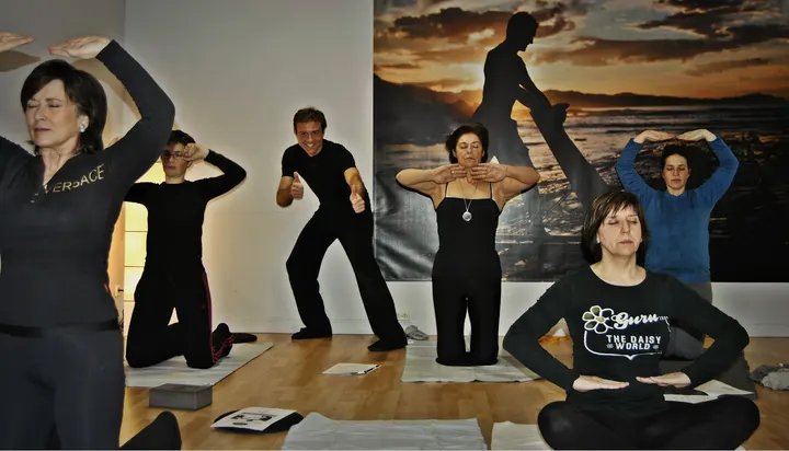 EL ESTIRAMIENTO INTELIGENTE — estiramientos-studio en Gros, San Sebastián — 2